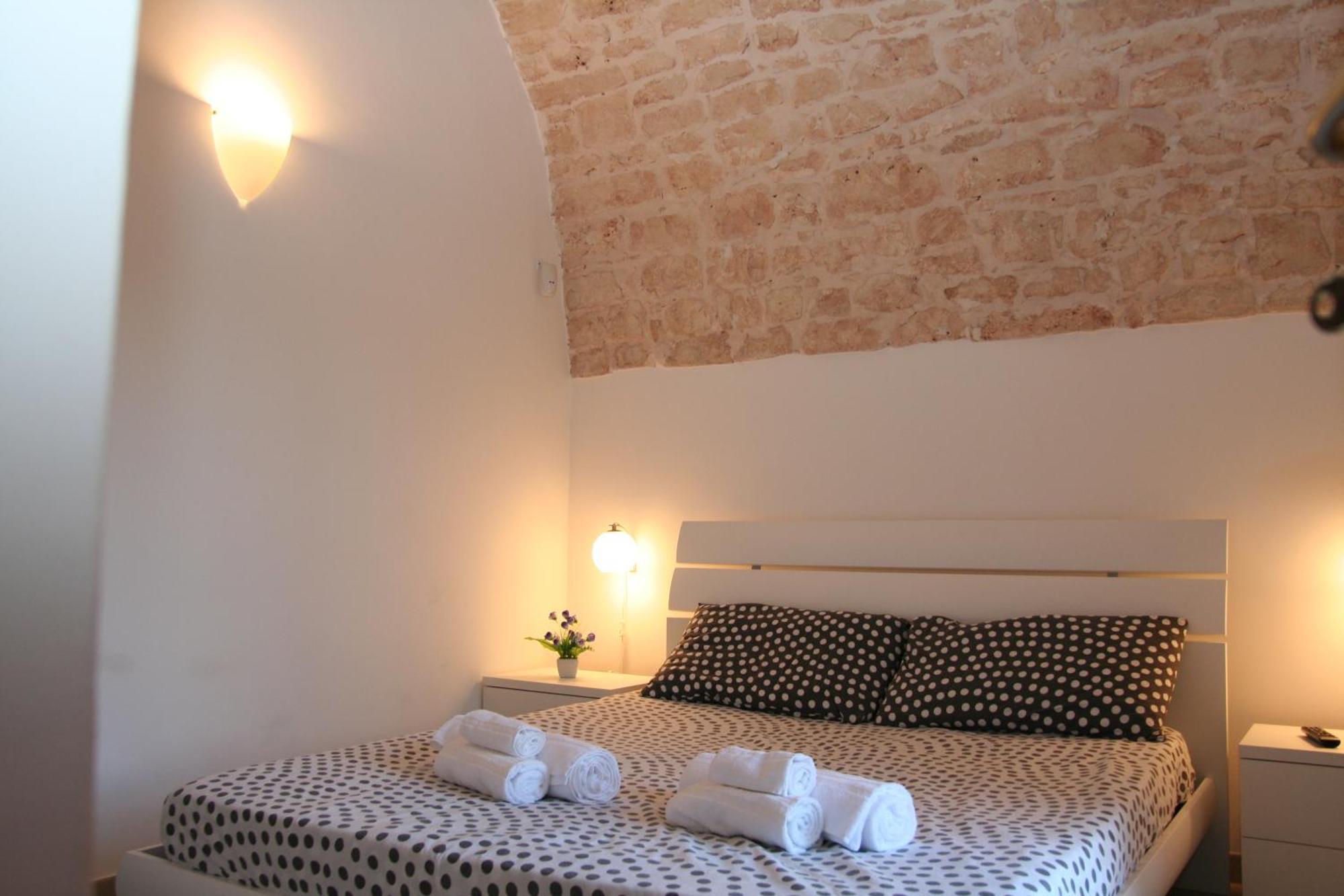 La Dimora Gigante Bed and Breakfast Castellana Grotte Værelse billede