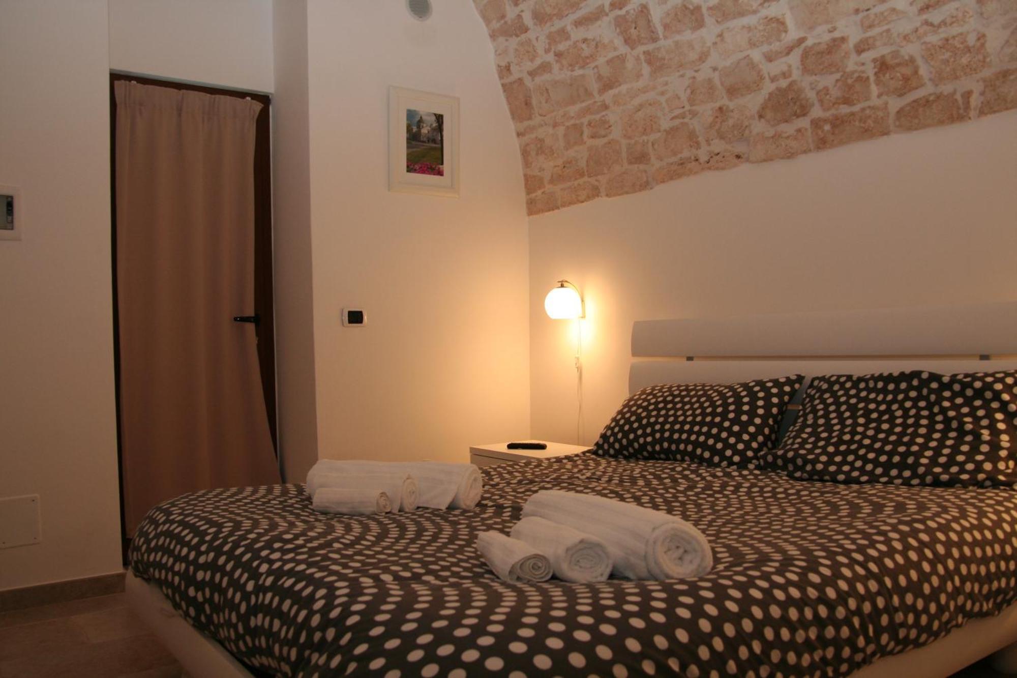 La Dimora Gigante Bed and Breakfast Castellana Grotte Værelse billede